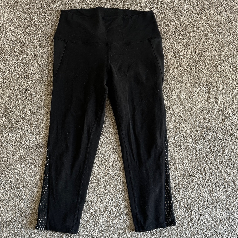 ALO Black High-Waisted Leggings with side cutout